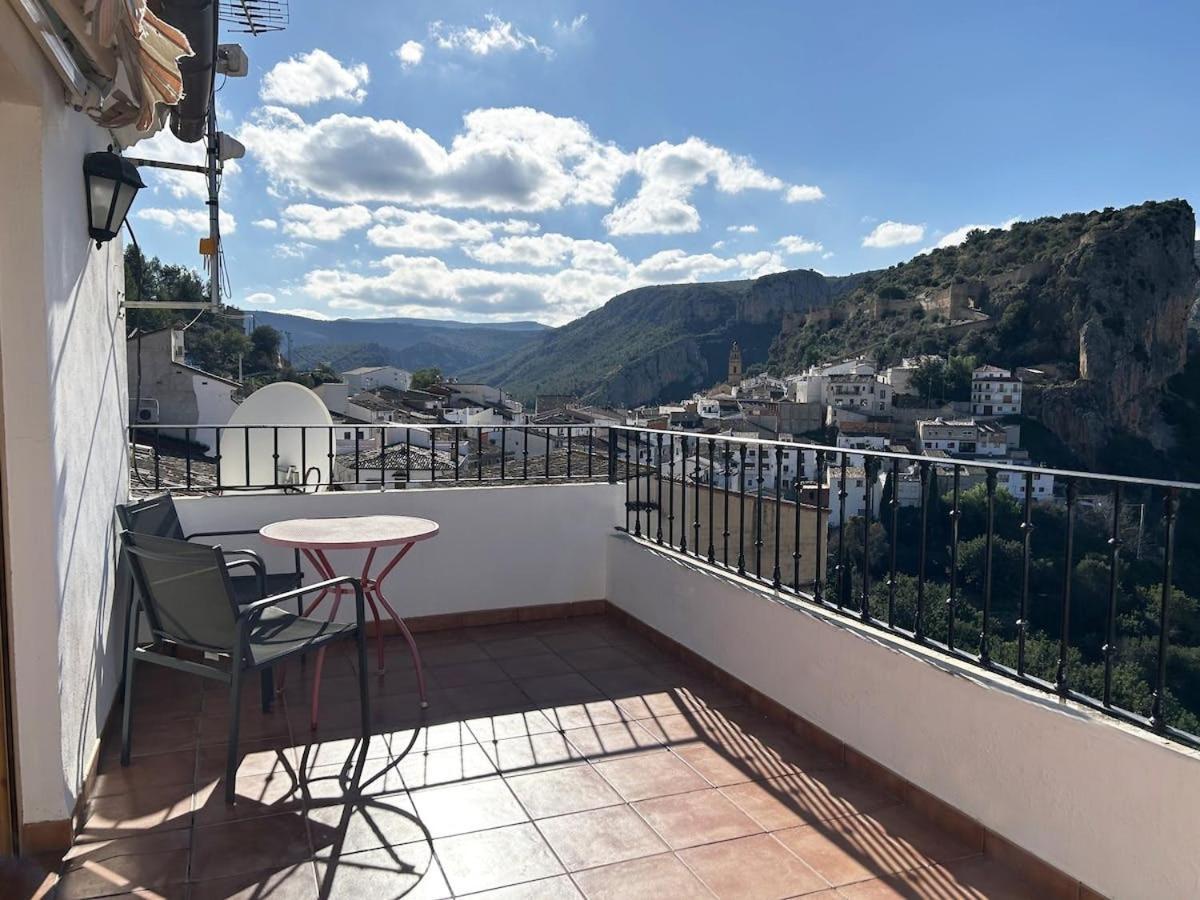 Apartamentos La Muela - Chulilla Kültér fotó